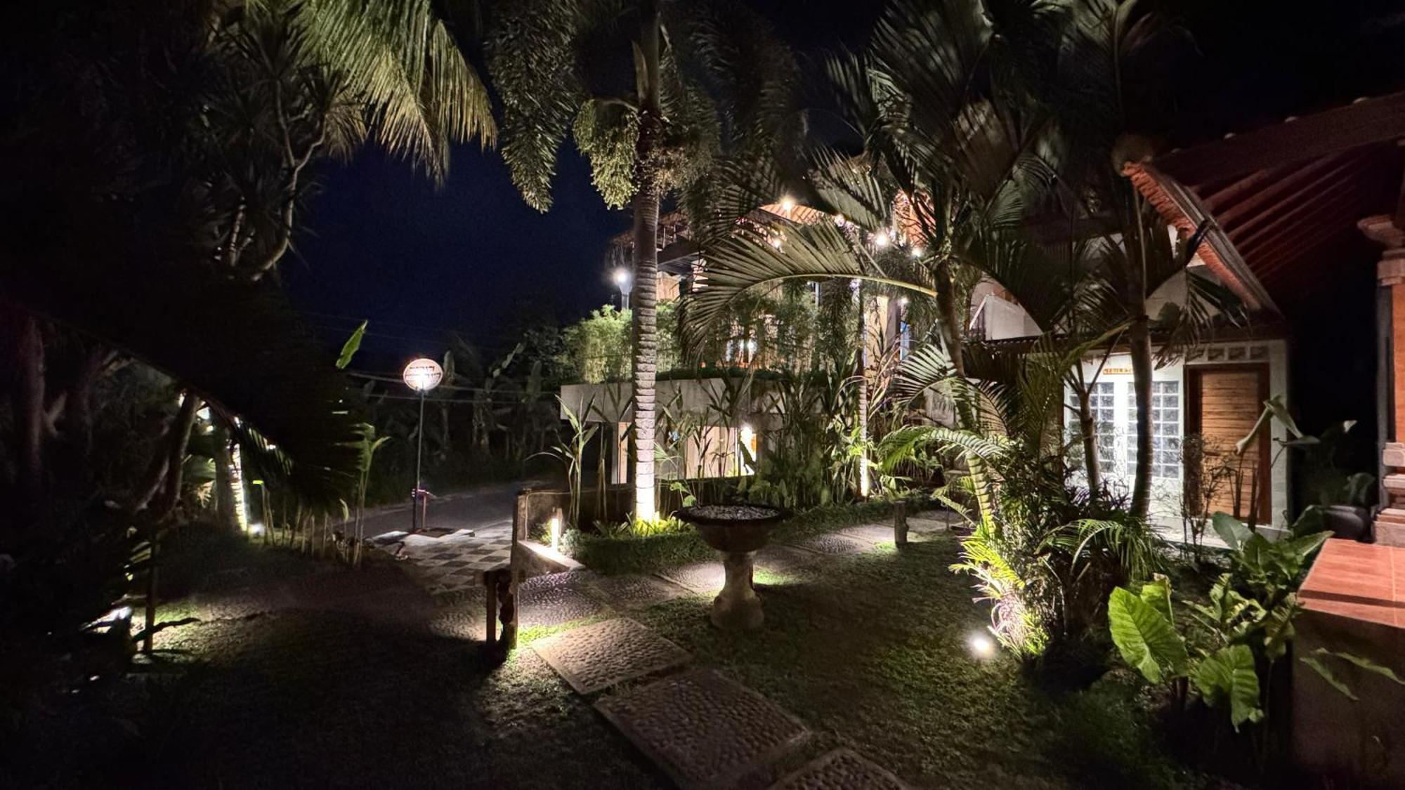 Villa Karma Loka Sidemen  Buitenkant foto